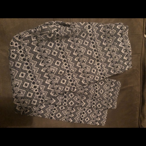 Graphic Leggings - Picture 3 of 3